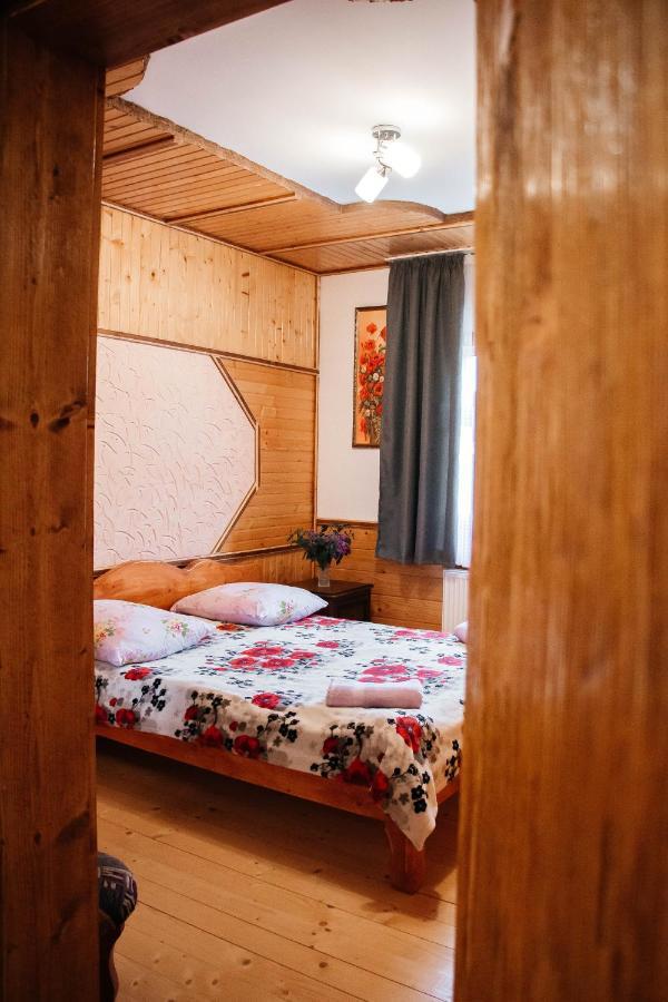 Котедж З Неймовірними Краєвидами, Карпатський Чан Dream, Чан Джакузі Slavske Esterno foto